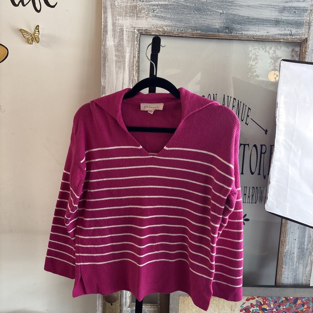 Women’s Philosophy Top Size Medium